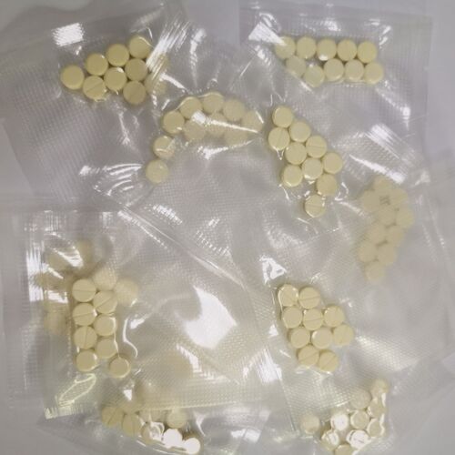 kasus perusahaan terbaru tentang 400 Tablets of GS-441524 Shipped to Brazil: Supporting FIP Treatment for Cats