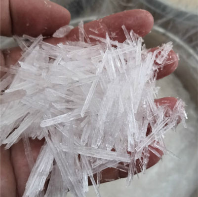 Kualitas  99.5% L Dl Pure Menthol Crystals CAS 89-78-1 Natural Food Additive pabrik