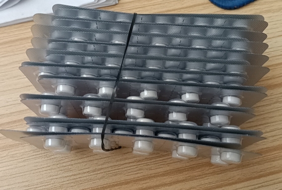 Pengobatan Peritonitis Menular Kucing 3KG Molnupiravir Tablet Untuk Kucing FIP