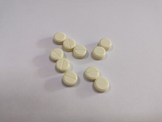 Tablet GS-441524 yang Praktis untuk Kucing Penggunaan Oral 20mg 40mg 50mg 60mg Formula Stabil untuk Perawatan Jangka Panjang