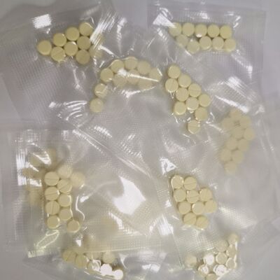 GS-441524 Tinggi kemurnian Cat Tablet 20mg 40mg 50mg 60mg Formula oral untuk aplikasi dukungan FIP